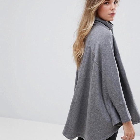 UGG: FLEECE PICHOT Double Knit CAPE PONCHO - Picture 8 of 16